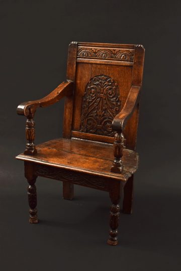 Charles II carved oak armchair Charles II carved oak armchair