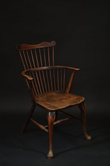 Comb-back Windsor armchair Comb-back Windsor armchair